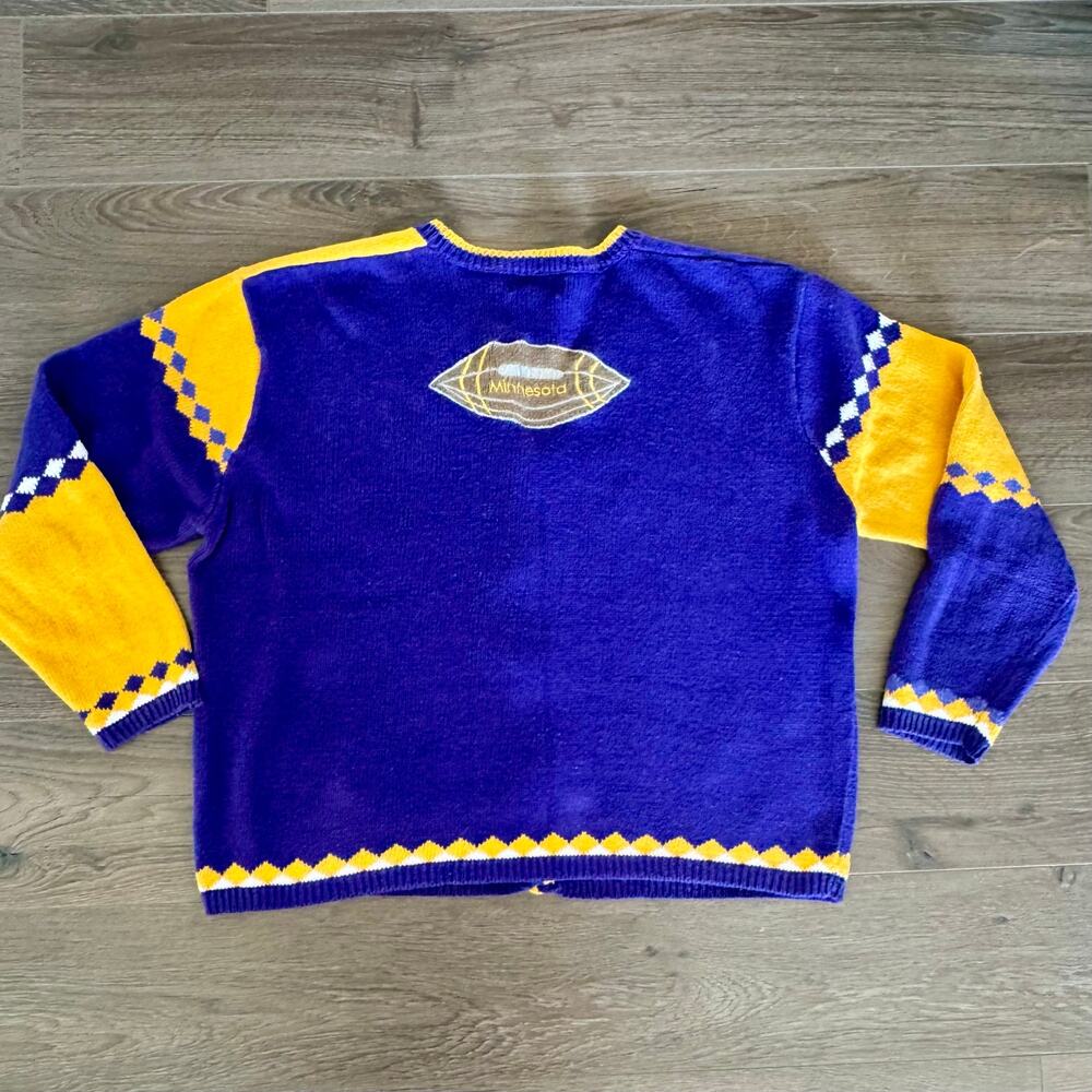 VTG Minnesota Vikings NFL Granny Sweater Cardigan Patchwork Embroidery Womens XL - Picture 11 of 13